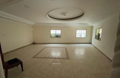 Apartment - 4 - 4 for rent in Muharraq - Muharraq Governorate