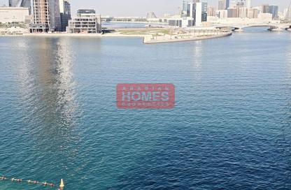 Apartment - 2 Bedrooms - 3 Bathrooms for rent in Reef Island - Capital Governorate