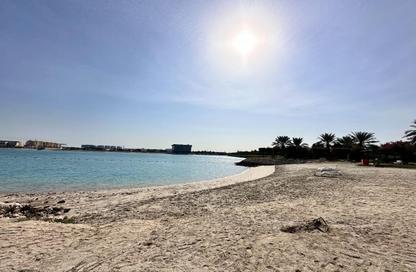Apartment - 1 Bedroom - 2 Bathrooms for rent in Amwaj Avenue - Amwaj Islands - Muharraq Governorate Apartment - 1 Bedroom - 2 Bathrooms for rent in Amwaj Avenue - Amwaj Islands - Muharraq Governorate