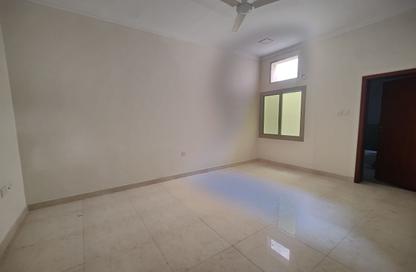 Apartment - 4 Bedrooms - 3 Bathrooms for rent in Al Burhama - Manama - Capital Governorate