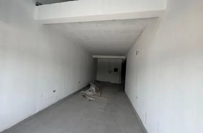 Shop - Studio - 1 Bathroom for rent in Dumistan - Northern Governorate