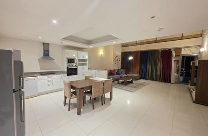 Duplex - 1 - 2 for rent in Al Juffair - Capital Governorate