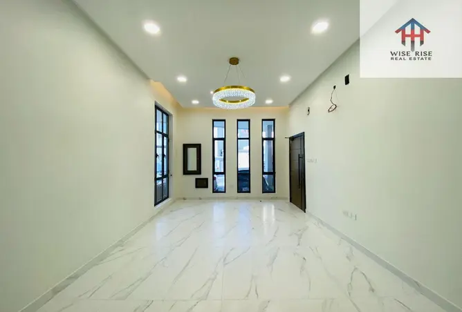 58293614 - Property Image 3