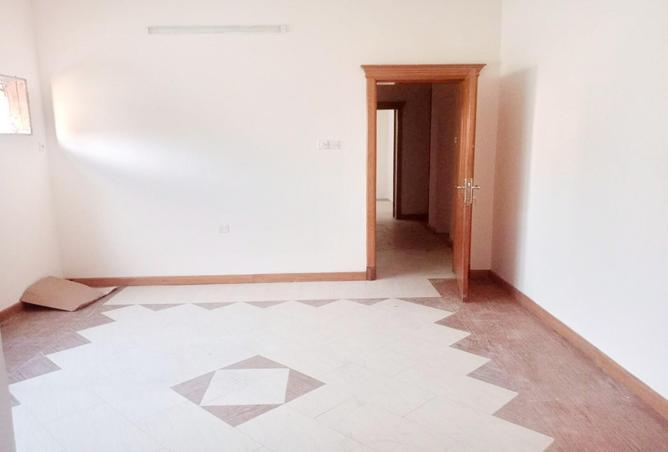 53242671 - Property Image 2