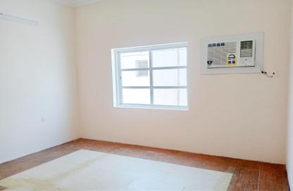 Apartment - 2 Bedrooms - 2 Bathrooms for rent in Tubli - Central Governorate