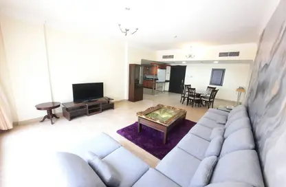 Apartment - 2 Bedrooms - 2 Bathrooms for rent in Al Juffair - Capital Governorate