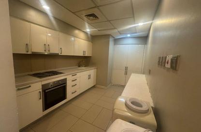 Apartment - 1 Bedroom - 2 Bathrooms for rent in Al Juffair - Capital Governorate