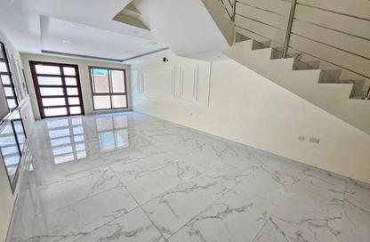 Villa - 5 Bedrooms - 6 Bathrooms for sale in Busaiteen - Muharraq Governorate
