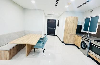 Apartment - 3 Bedrooms - 3 Bathrooms for rent in Seef - Capital Governorate