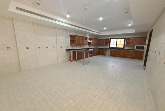 56241109 - Property Image 3