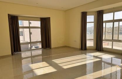 Apartment - 2 Bedrooms - 2 Bathrooms for rent in Zinj - Manama - Capital Governorate Apartment - 2 Bedrooms - 2 Bathrooms for rent in Zinj - Manama - Capital Governorate