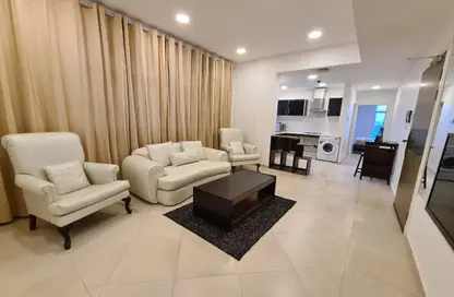 Apartment - 2 Bedrooms - 2 Bathrooms for rent in Janabiya - Northern Governorate