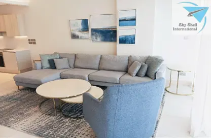 Apartment - 2 Bedrooms - 3 Bathrooms for rent in Reef Island - Capital Governorate