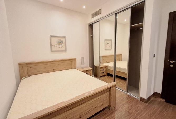 991916 - Property Image 2