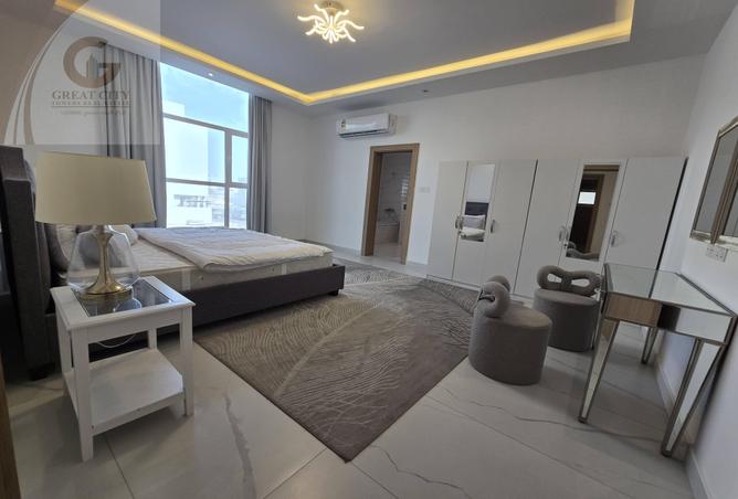 977613 - Property Image 2