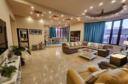 Villa - 4 Bedrooms - 5 Bathrooms for rent in Hidd - Muharraq Governorate