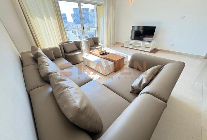 992284 - Property Main Image