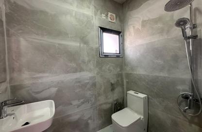 Apartment - 4 - 4 for sale in Hidd - Muharraq Governorate Apartment - 4 - 4 for sale in Hidd - Muharraq Governorate