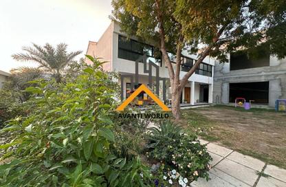 Villa - 7+ Bedrooms - 7+ Bathrooms for sale in Hamad Town - Northern Governorate