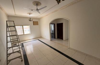 Apartment - 2 Bedrooms - 2 Bathrooms for rent in Isa Town - Central Governorate Apartment - 2 Bedrooms - 2 Bathrooms for rent in Isa Town - Central Governorate