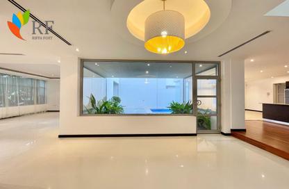Villa - 4 Bedrooms - 5 Bathrooms for rent in Saar - Northern Governorate