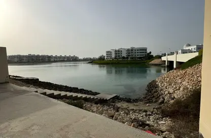 فيلا - 7 غرف نوم - 8 حمامات للبيع في جزيرة تالا - أمواج - المحرق