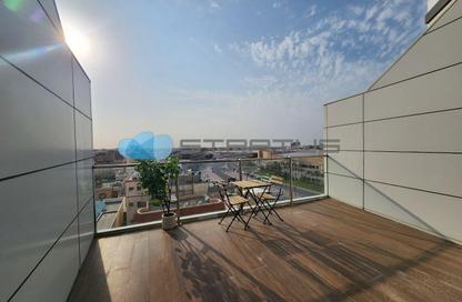 Apartment - 1 Bedroom - 2 Bathrooms for rent in Sanabis - Manama - Capital Governorate