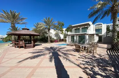 Villa - 4 Bedrooms - 5 Bathrooms for sale in Tala Island - Amwaj Islands - Muharraq Governorate