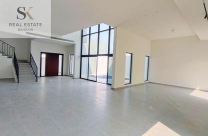 Villa - 4 - 6 for rent in Diyar Al Muharraq - Muharraq Governorate