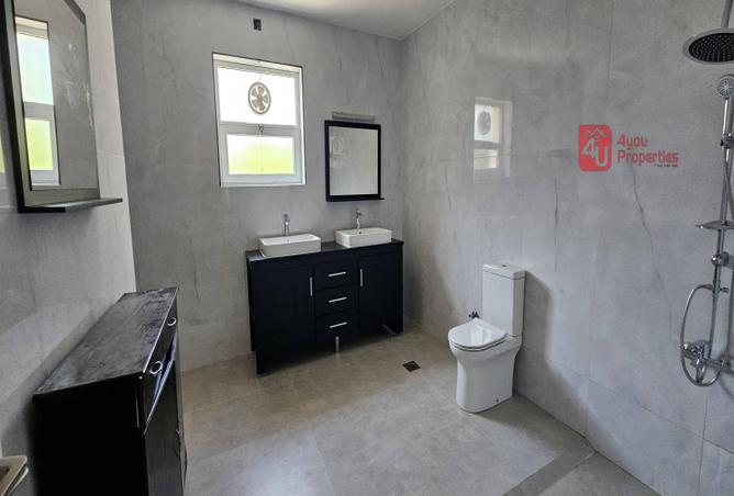 56424005 - Property Image 3