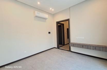 Apartment - 1 Bedroom - 1 Bathroom for rent in Ghuraifah (Old Juffair) - Manama - Capital Governorate Apartment - 1 Bedroom - 1 Bathroom for rent in Ghuraifah (Old Juffair) - Manama - Capital Governorate