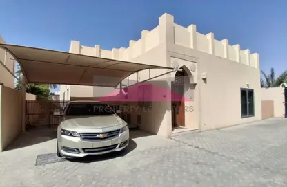 Compound - 3 Bedrooms - 4 Bathrooms for rent in Hamala - Northern Governorate