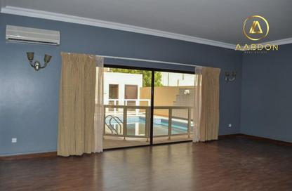 Villa - 4 Bedrooms - 5 Bathrooms for rent in Saar - Northern Governorate Villa - 4 Bedrooms - 5 Bathrooms for rent in Saar - Northern Governorate