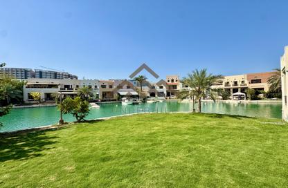 Villa - 4 Bedrooms - 5 Bathrooms for sale in Al Marsa Floating City - Amwaj Islands - Muharraq Governorate