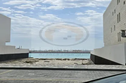 أرض - استوديو للبيع في دلمونيا - المحرق