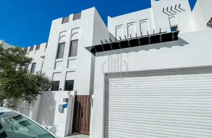 Villa - 4 Bedrooms - 5 Bathrooms for rent in Diyar Al Muharraq - Muharraq Governorate