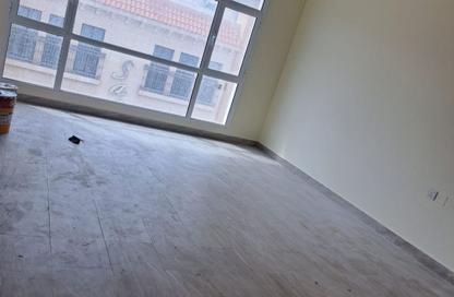 Apartment - 4 - 4 for rent in Hidd - Muharraq Governorate