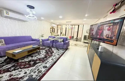 Villa - 6 Bedrooms - 7 Bathrooms for rent in Al Markh - Northern Governorate