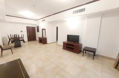 Apartment - 2 Bedrooms - 2 Bathrooms for rent in Hidd - Muharraq Governorate