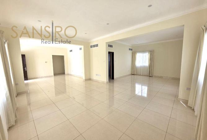 52382107 - Property Image 3