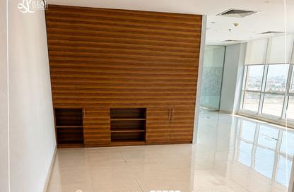 Office Space - Studio - 1 Bathroom for rent in Seef - Capital Governorate