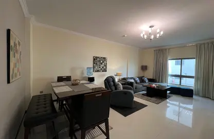 Apartment - 2 Bedrooms - 2 Bathrooms for rent in Al Juffair - Capital Governorate