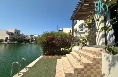 Villa - 2 - 3 for rent in Al Marsa Floating City - Amwaj Islands - Muharraq Governorate