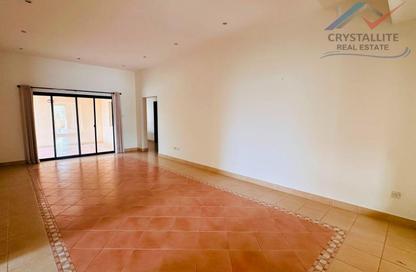 Villa - 4 Bedrooms - 4 Bathrooms for rent in Saar - Northern Governorate