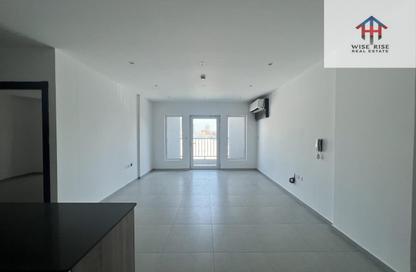 Apartment - 1 - 1 for rent in Sanabis - Manama - Capital Governorate