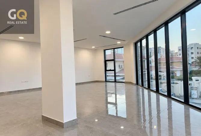 57123276 - Property Image 2