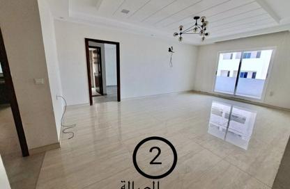 Apartment - 4 Bedrooms - 4 Bathrooms for sale in Riffa - Southern Governorate