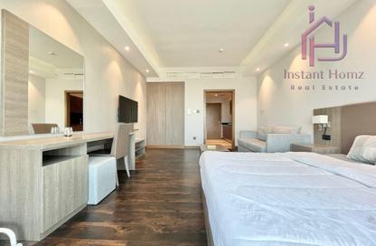 Apartment - Studio - 1 Bathroom for rent in Sanabis - Manama - Capital Governorate