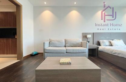 Apartment - Studio - 1 Bathroom for rent in Sanabis - Manama - Capital Governorate