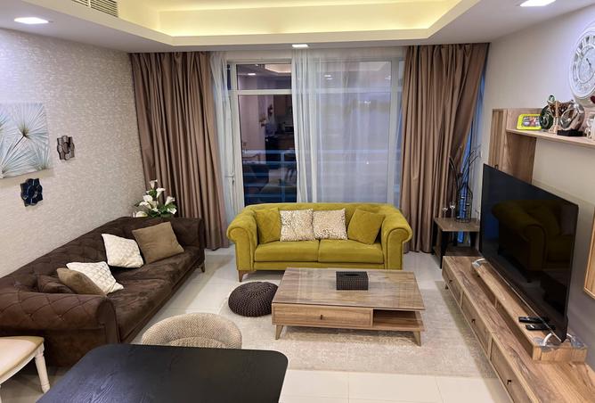 993525 - Property Image 2